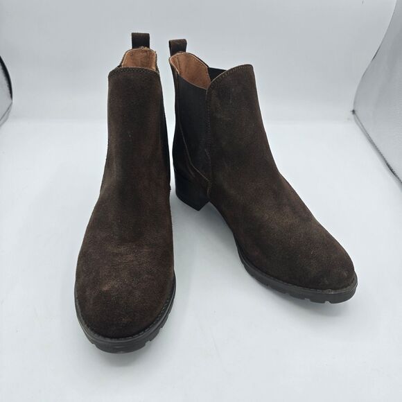 Eric Michael Women's Size 37 (6.5-7) Brown Leather Chelsea Ankle Boots - Picture 2 of 9